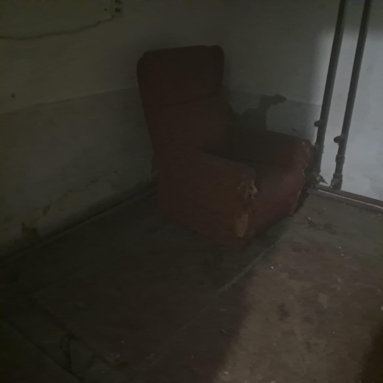 В Ізмаїлі в підвалі багатоповерхівки загорілося сміття: постраждав літній чоловік