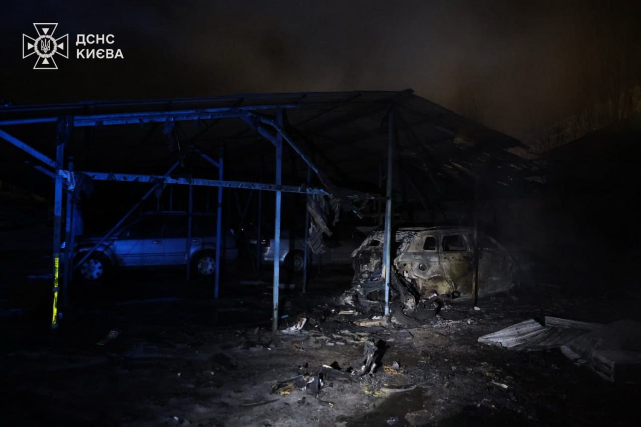 У ніч проти 24 січня рф випустила по Україні понад 370 дронів та 21 ракету