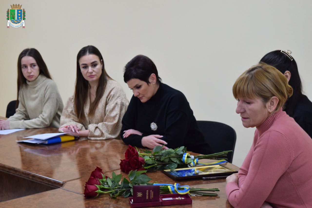 В Ізмаїльському районі посмертно нагородили нацгвардійця, який загинув ще під час боїв за Маріуполь