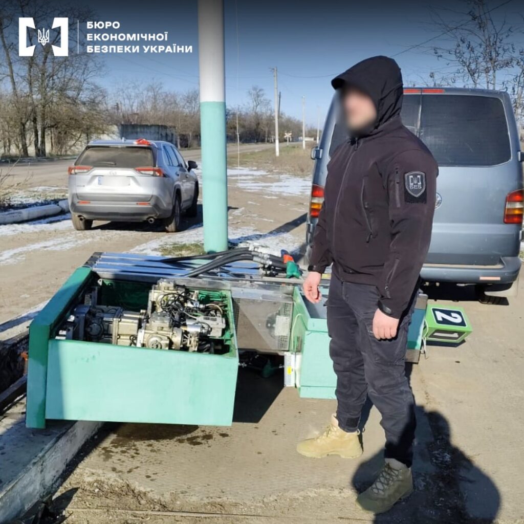 На Одещині демонтували дев'ять нелегальних АЗС: вилучено 15 тонн пального