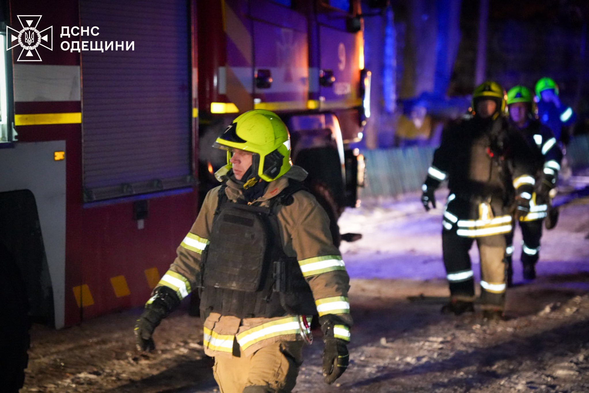 Ворог вночі вдарив по Одещині «шахедами»: в обласному центрі пошкоджено чимало житлових будинків
