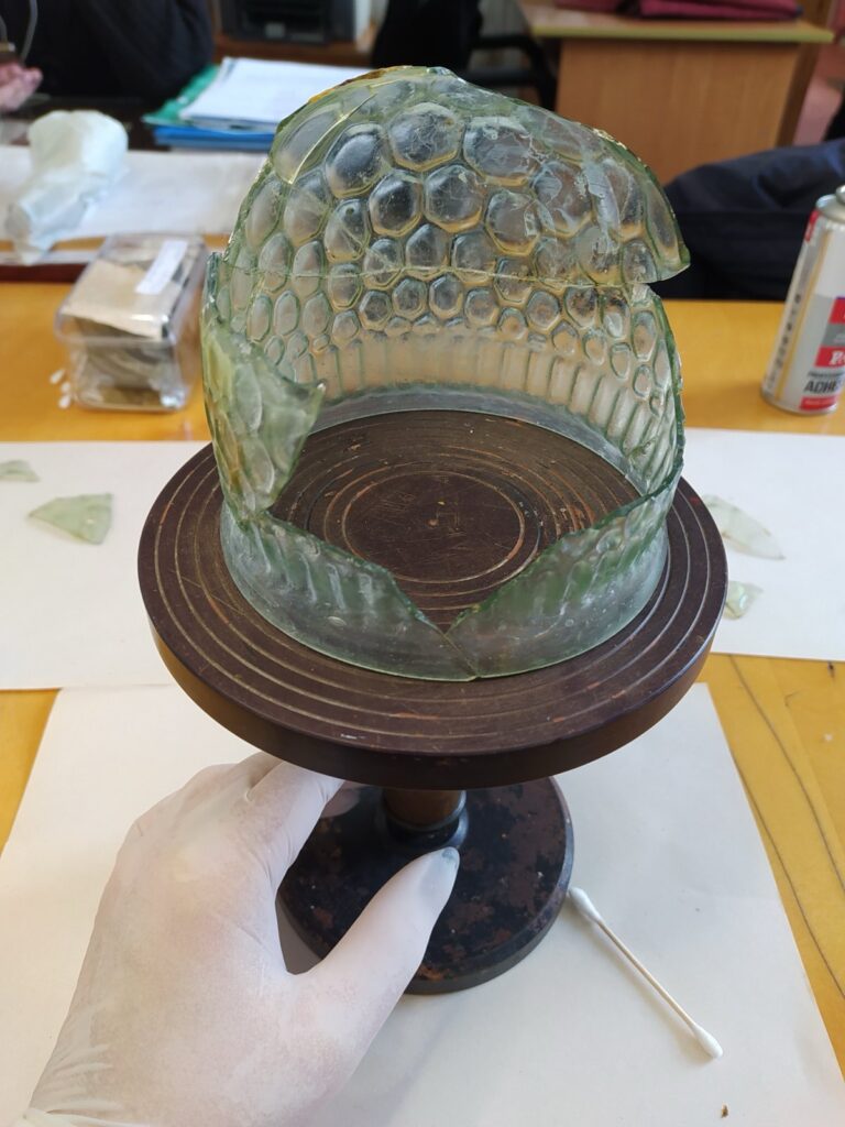 Крихкі артефакти з могильника II–IV століть набули первісного вигляду у музеї Аккермана