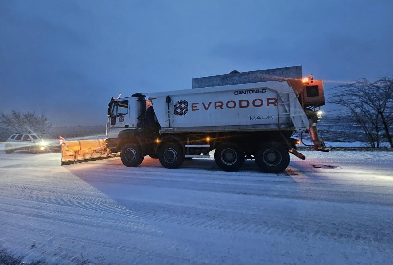 Як працюють комунальні служби Ізмаїльського району під час посилення інтенсивності снігопаду
