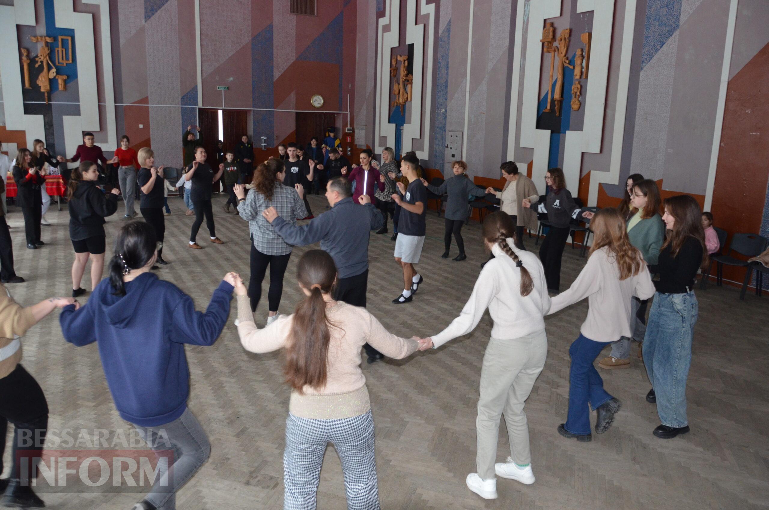 Танець, що рятує життя: в Ізмаїлі пройшов благодійний майстер-клас із болгарського хоро