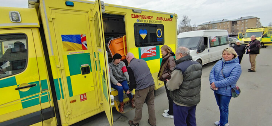 Благодійна організація "Фонд Добра та Любові" Олександра Дубового. 20 років роботи – допомога сотням тисяч українців
