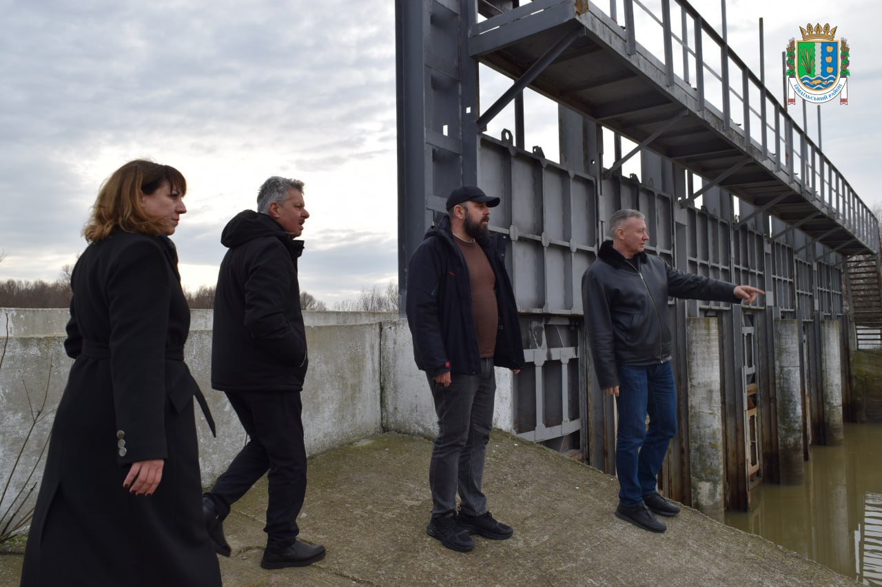 На Ізмаїльщині районна влада готує звернення до профільного міністерства для термінового розчищення каналів, аби наповнити Придунайські озера