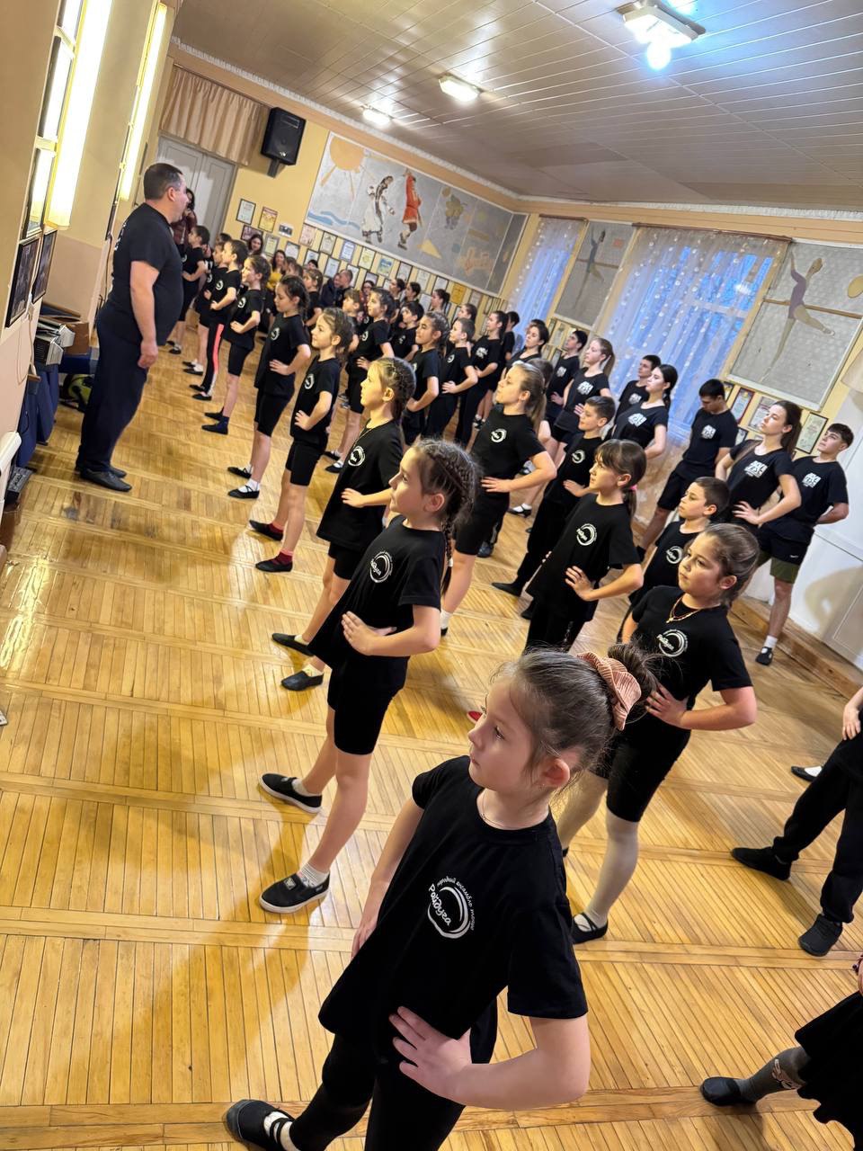 Танець, що рятує життя: в Ізмаїлі пройшов благодійний майстер-клас із болгарського хоро