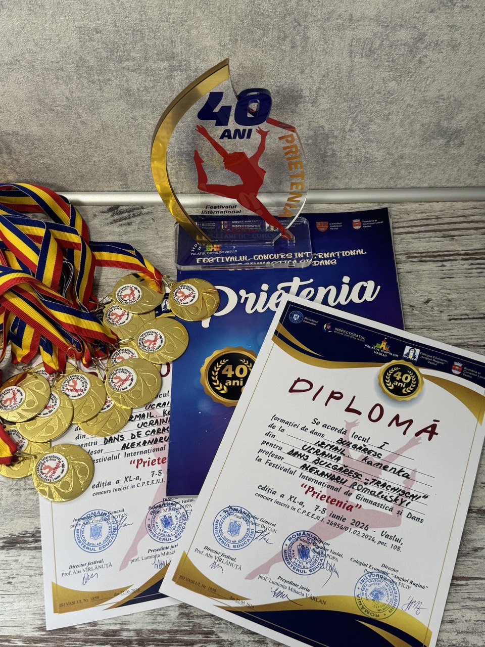 Танець, що рятує життя: в Ізмаїлі пройшов благодійний майстер-клас із болгарського хоро