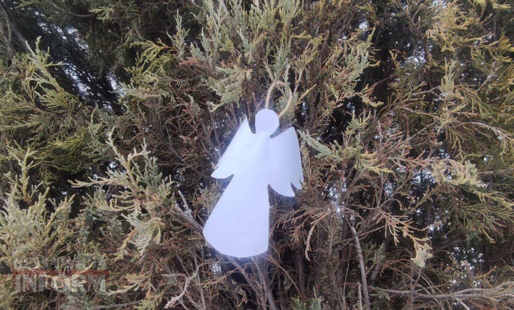 «Майдан. Україна. Шлях до свободи»: головна площа Аккермана вкрилася білими янголами