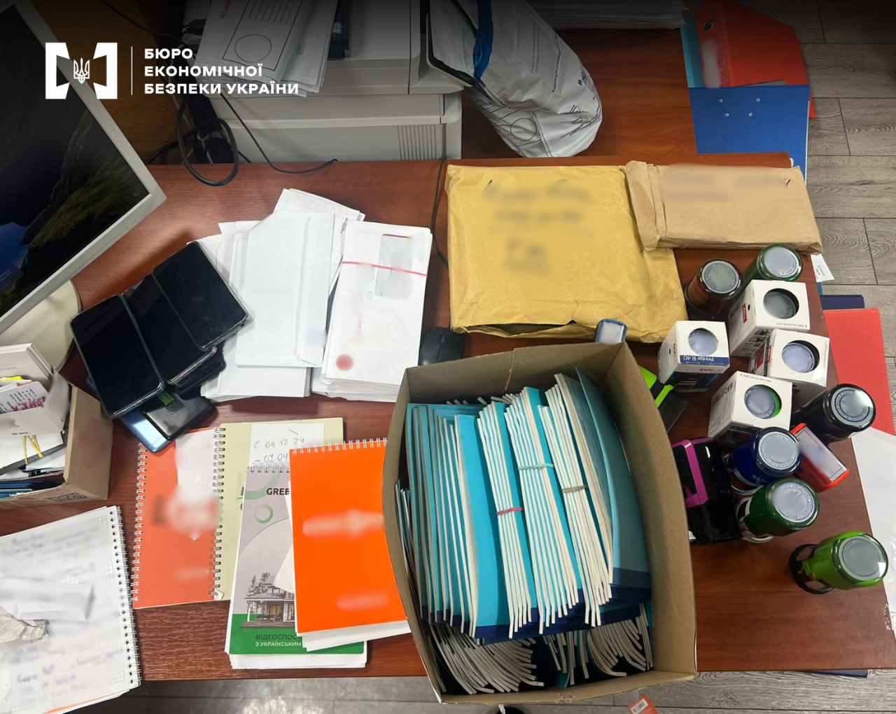 Посадовці Одещини привласнили 20 млн грн бюджетних коштів при закупівлях світлофорів