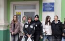 Від листів на фронт до годівниць тваринам: інспектори освітньої безпеки Ізмаїла залучали школярів до добрих справ