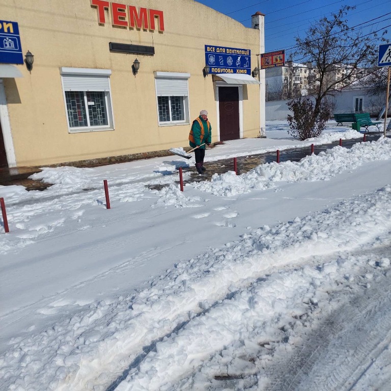 Кілійські комунальники працюють у посиленому режимі та нагадують бізнесу про належне утримання територій