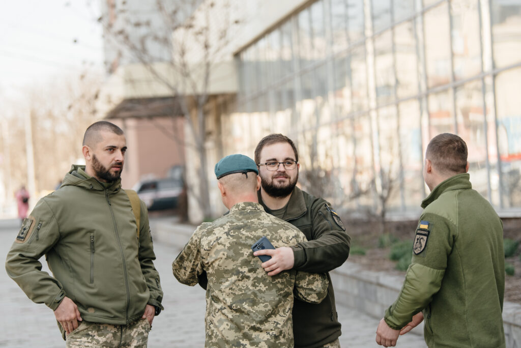 "Він вже був би у вищому керівництві ЗСУ": сім болючих спогадів про легендарного командира та Героя України з Аккермана Володимира Торшина