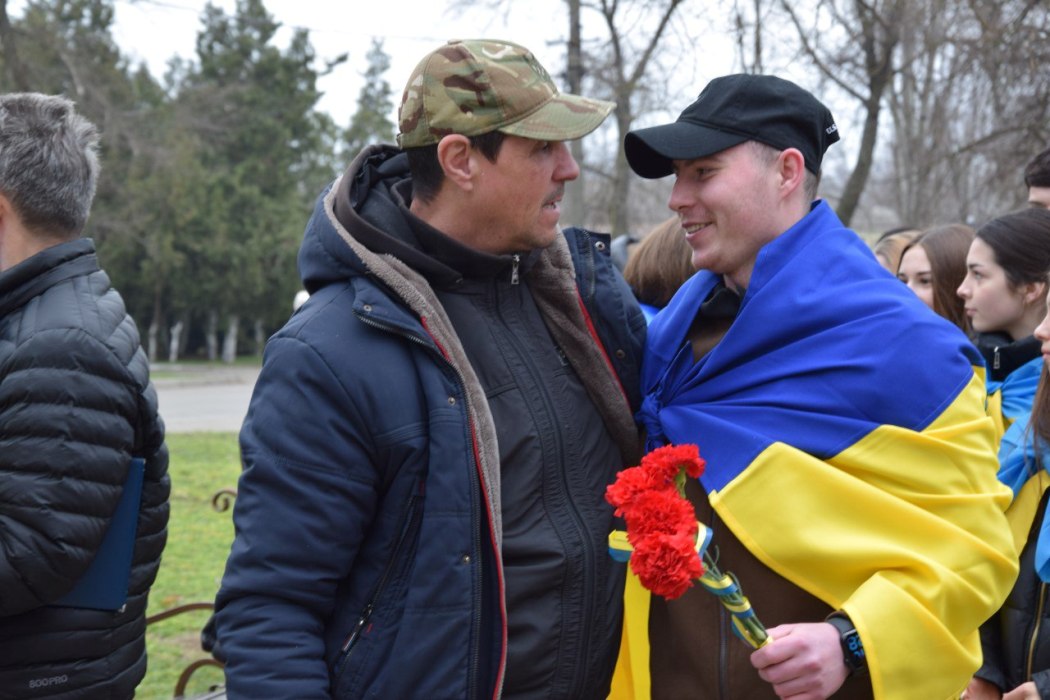 Саратська громада зустріла звільненого з полону Дмитра Шалара, якого росія засудила на довічне