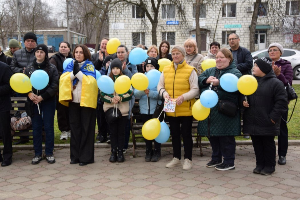 Саратська громада зустріла звільненого з полону Дмитра Шалара, якого росія засудила на довічне