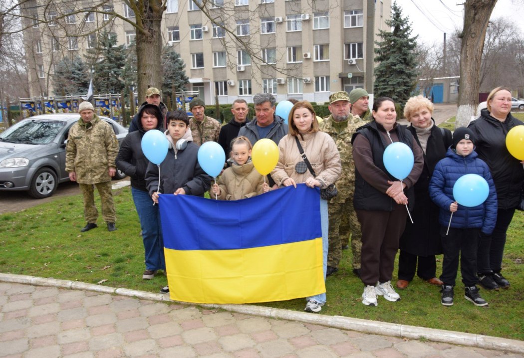 Саратська громада зустріла звільненого з полону Дмитра Шалара, якого росія засудила на довічне