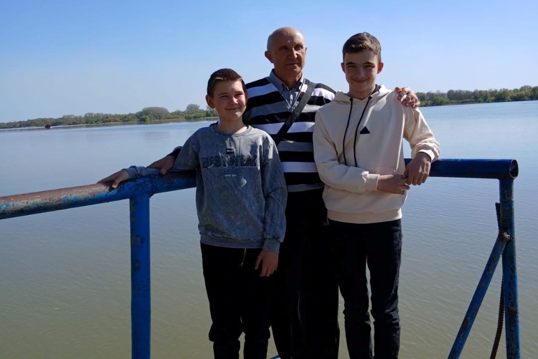 Даруючи любов і батьківську підтримку: родина з міста Вилкове виховала чотирьох прийомних дітей