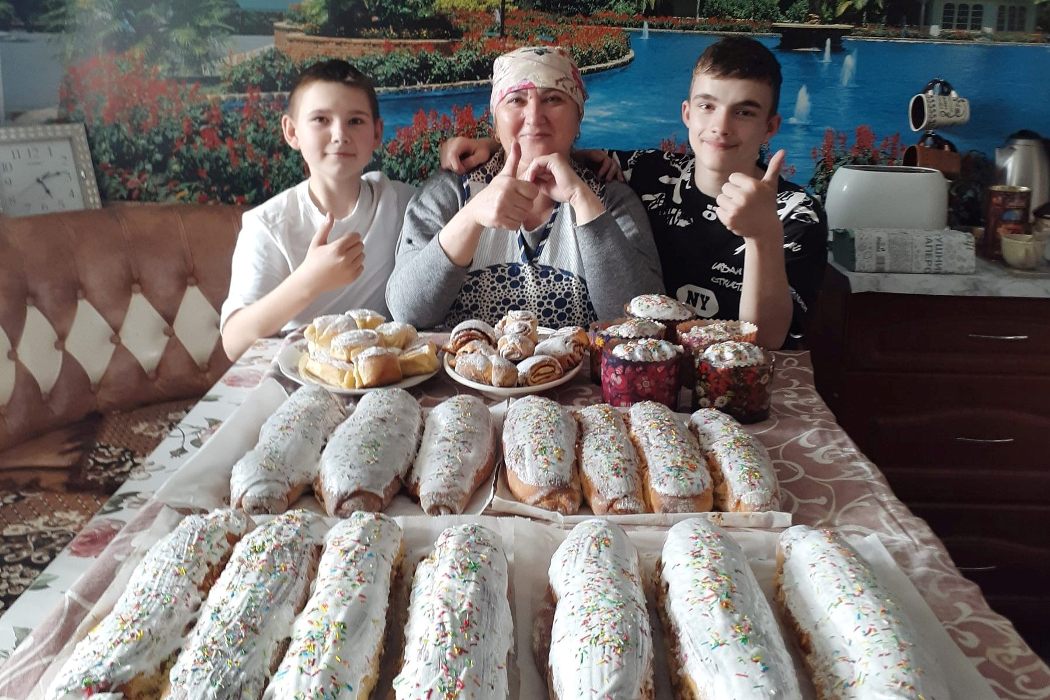 Даруючи любов і батьківську підтримку: родина з міста Вилкове виховала чотирьох прийомних дітей