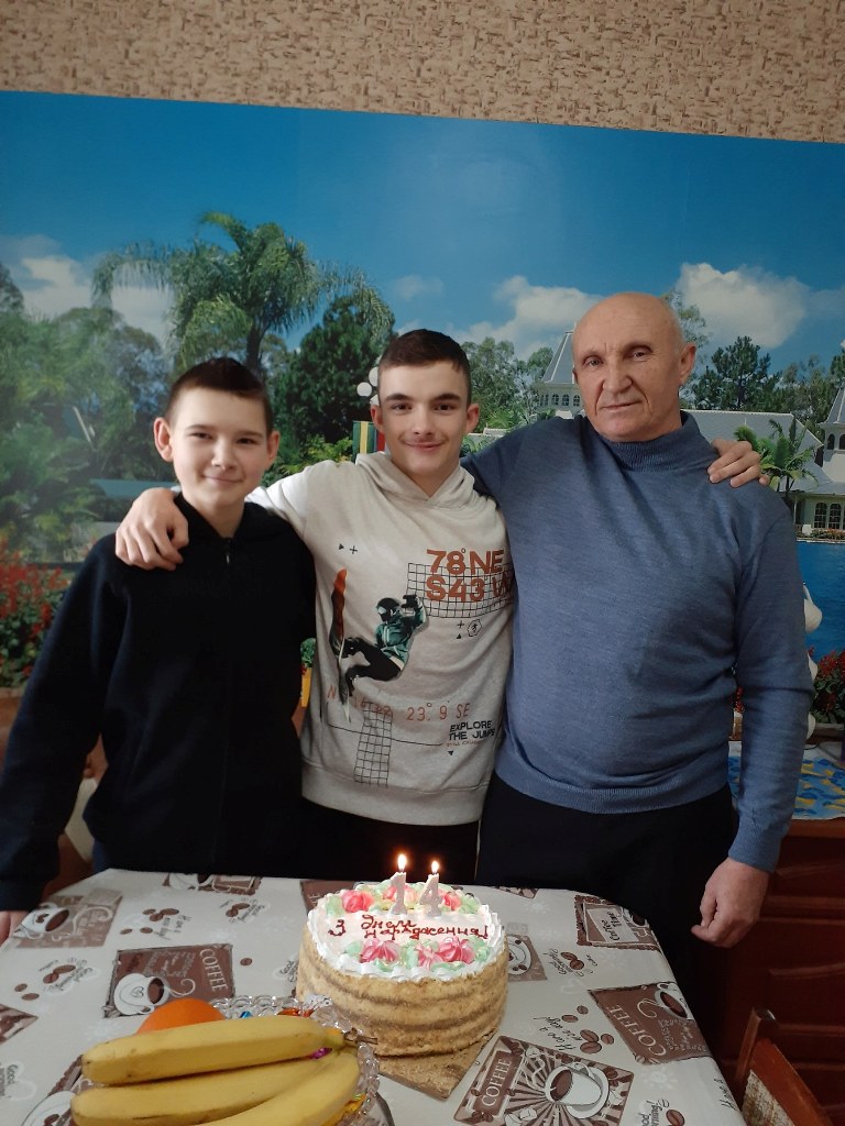 Даруючи любов і батьківську підтримку: родина з міста Вилкове виховала чотирьох прийомних дітей