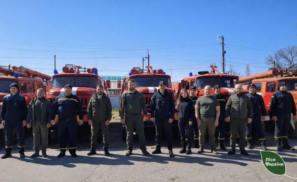 Ізмаїльські рятувальники передали лісівникам Одещини 8 одиниць пожежної техніки