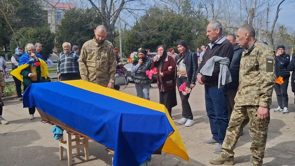 Ренійська громада віддала останню шану полеглому Захиснику
