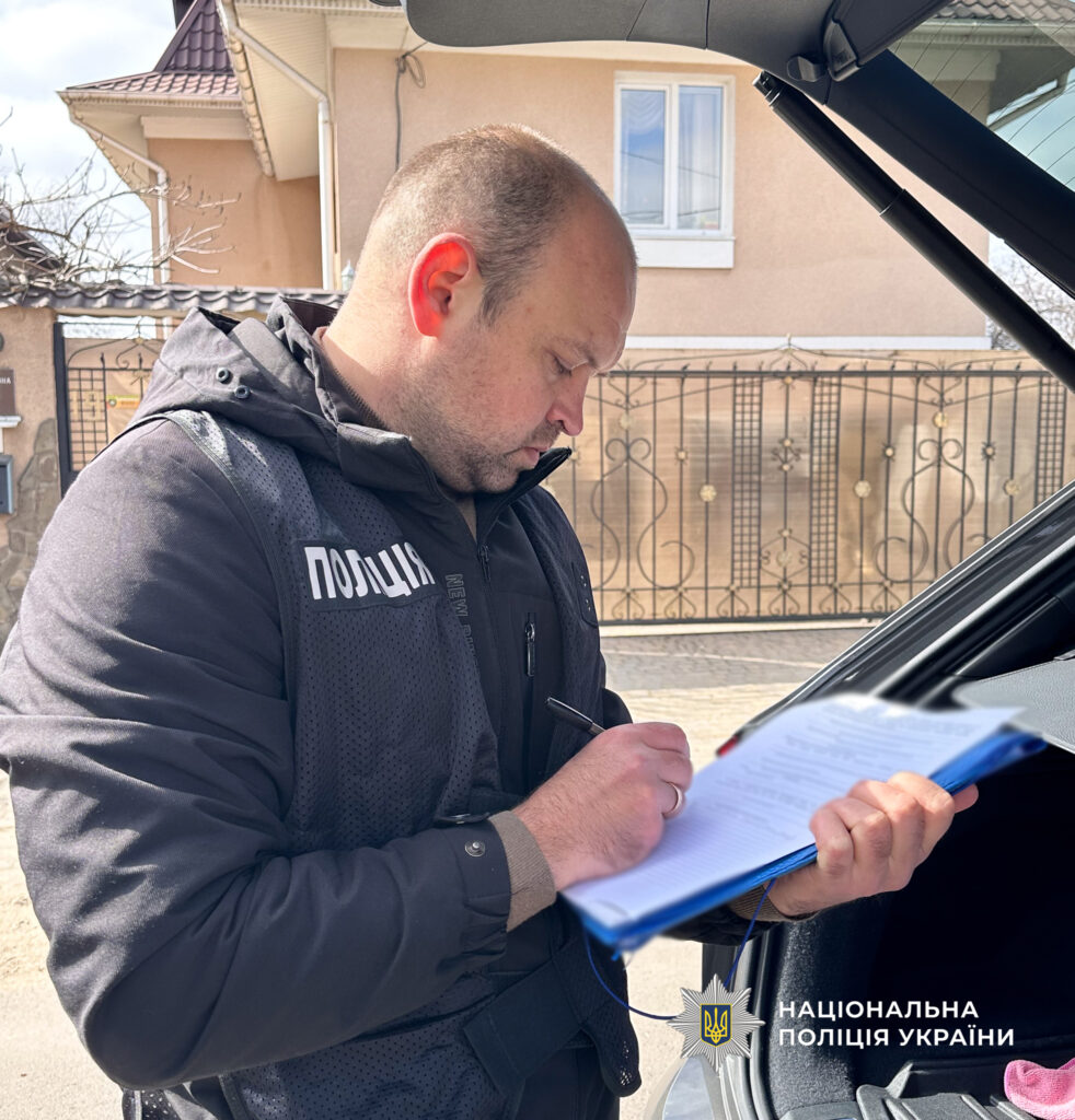 Фейкові авто з-за кордону: на Одещині викрили шахраїв, які наживалися на військових