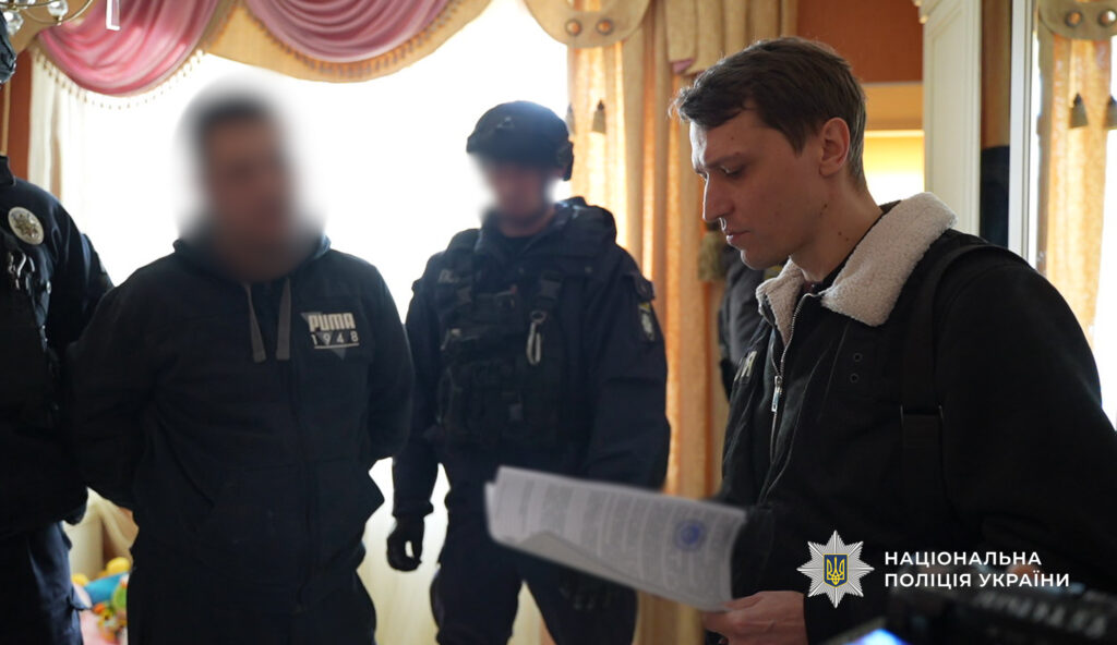 Фейкові авто з-за кордону: на Одещині викрили шахраїв, які наживалися на військових