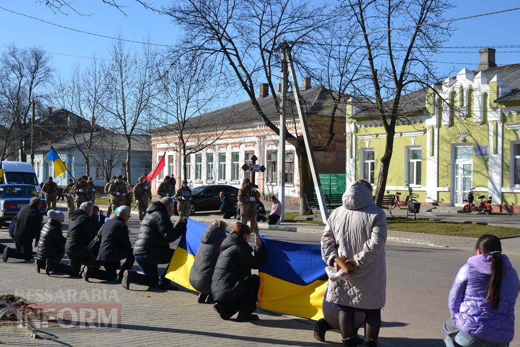 Мріяв про Перемогу та повернення на Зміїний: Кілія простилася з загиблим на Сумщині прикордонником