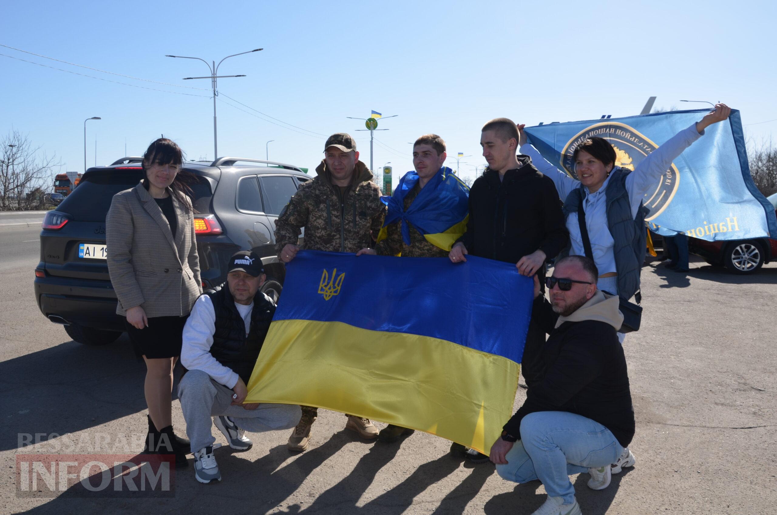 Додому крізь пекло: Ізмаїл зустрів захисника, який повернувся з полону