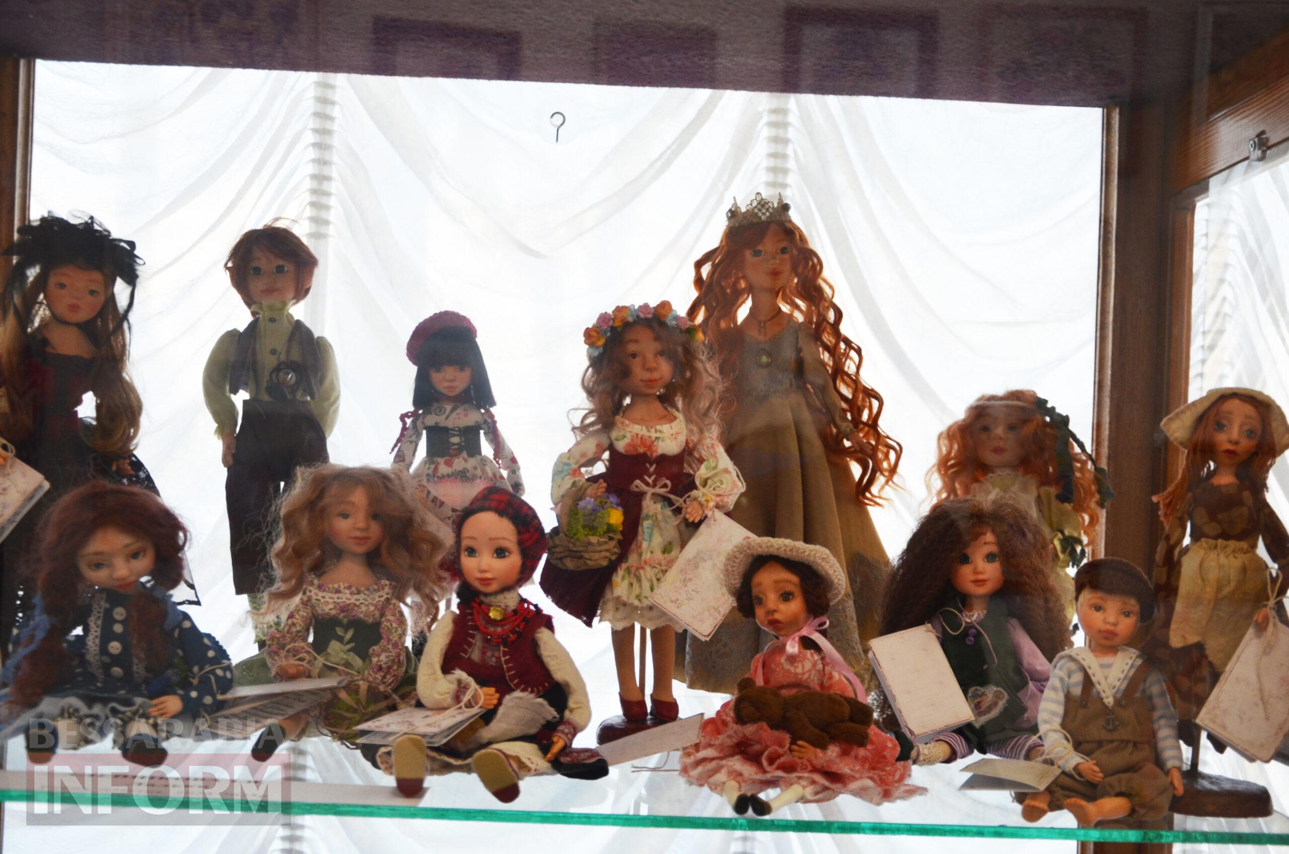 Магія жіночих рук: в Ізмаїлі відбулося відкриття щорічної весняної виставки «Краса, створена жінкою»