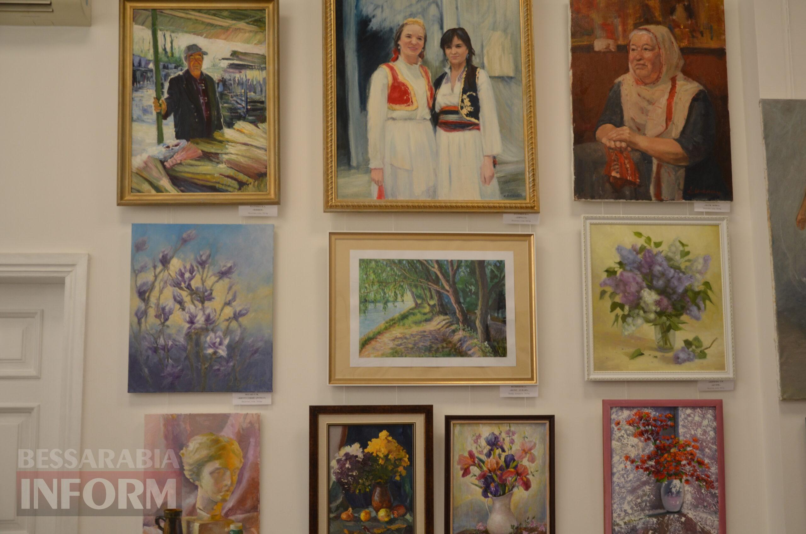 Магія жіночих рук: в Ізмаїлі відбулося відкриття щорічної весняної виставки «Краса, створена жінкою»