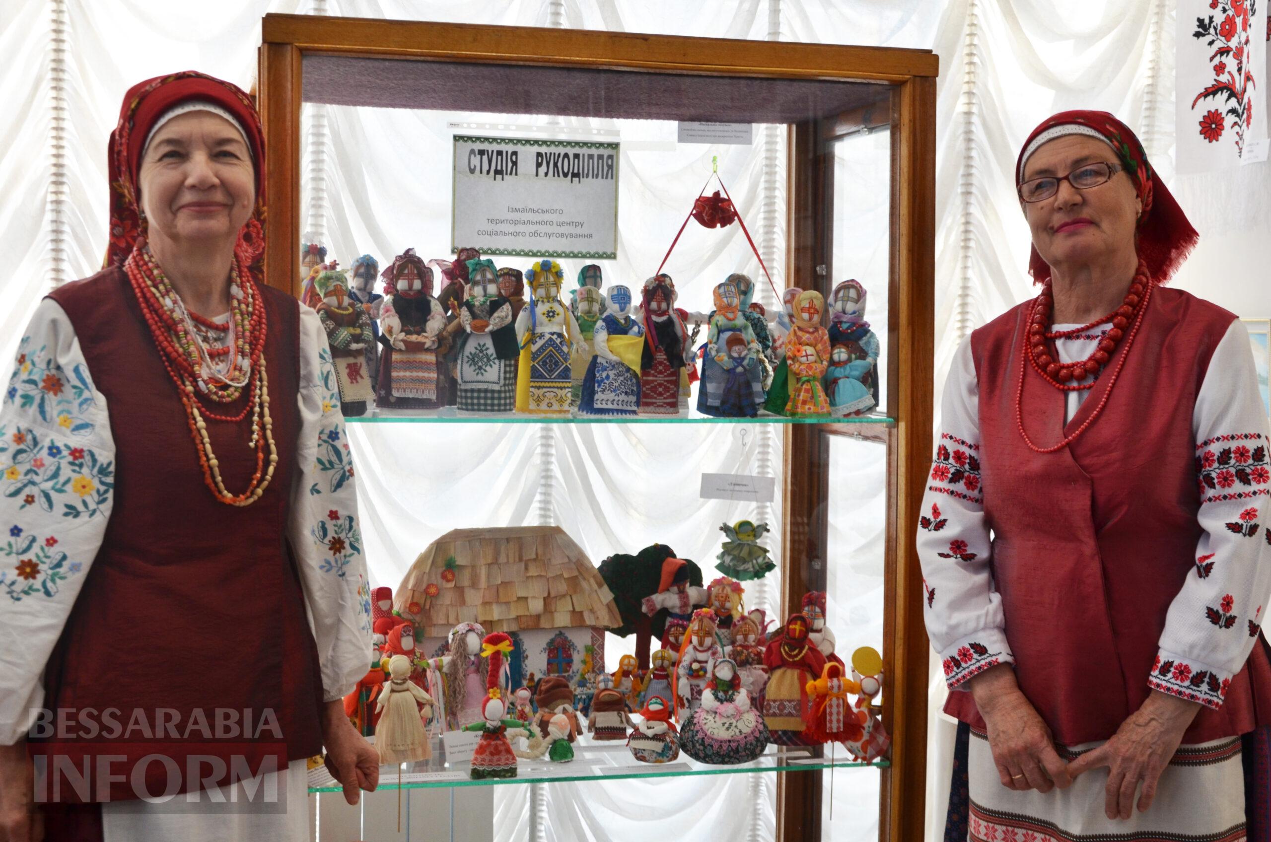 Магія жіночих рук: в Ізмаїлі відбулося відкриття щорічної весняної виставки «Краса, створена жінкою»