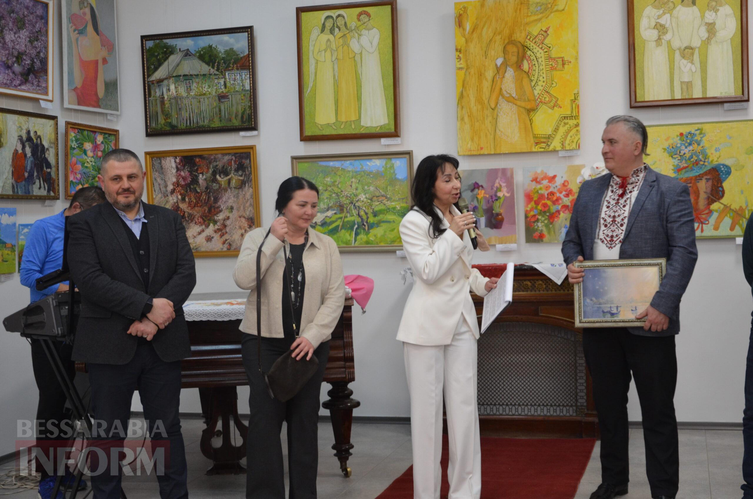 Магія жіночих рук: в Ізмаїлі відбулося відкриття щорічної весняної виставки «Краса, створена жінкою»