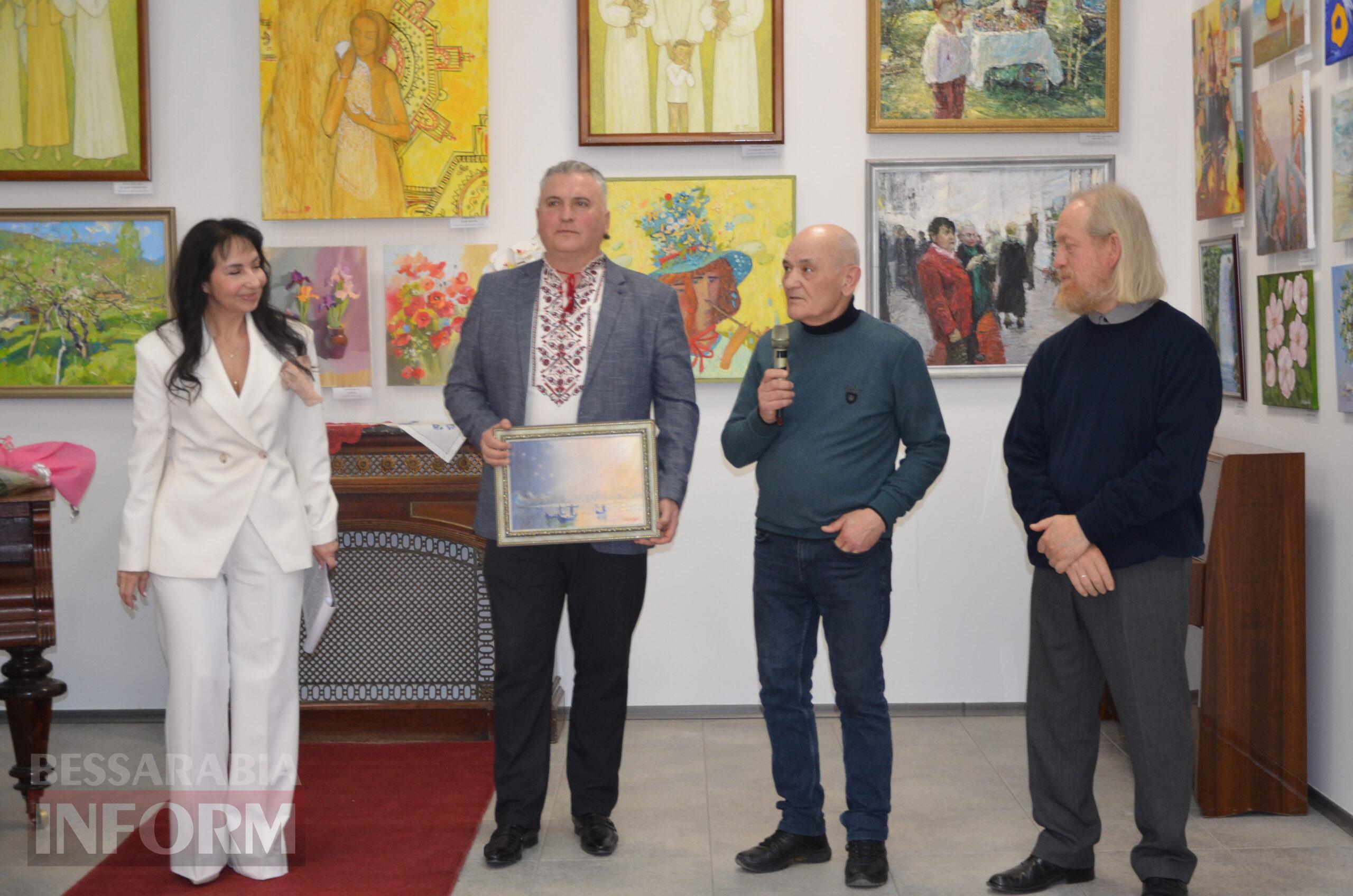 Магія жіночих рук: в Ізмаїлі відбулося відкриття щорічної весняної виставки «Краса, створена жінкою»