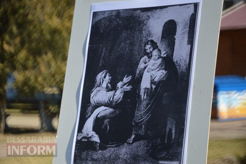 В Аккермані до дня народження Тараса Шевченка провели мистецький перформанс біля пам'ятника Кобзарю