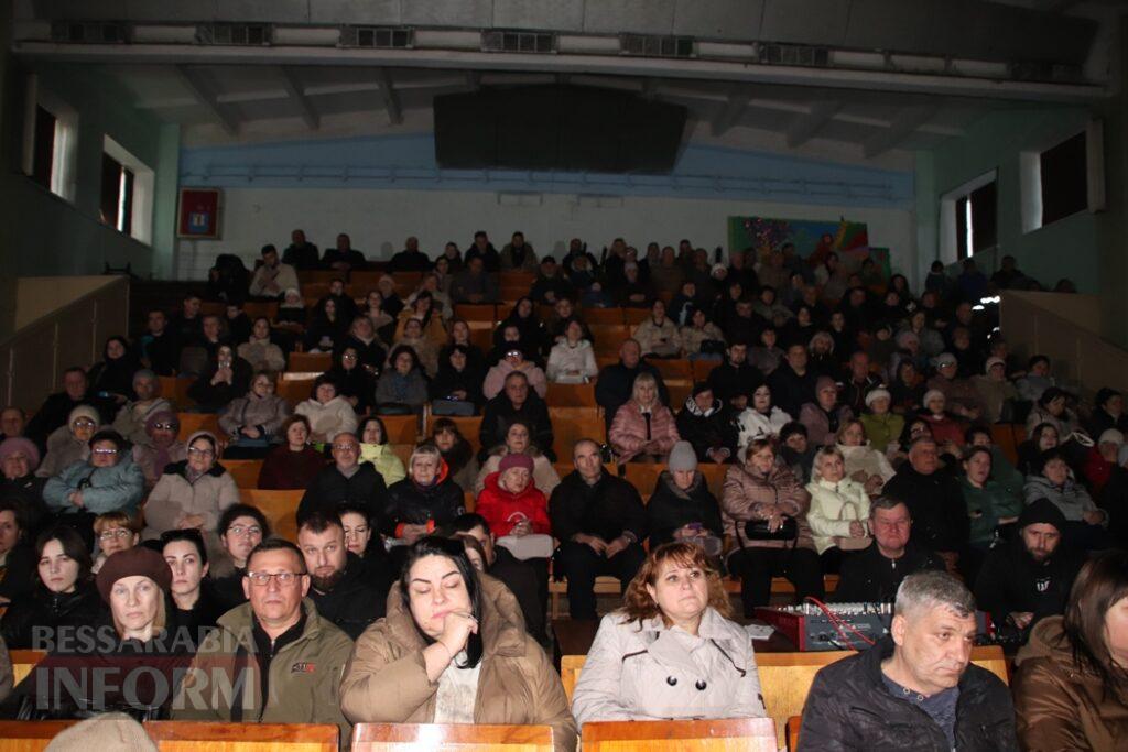 «Вона»: історія любові, очікування і сили — у Болграді відбувся допрем’єрний показ фільму про дружин морпіхів