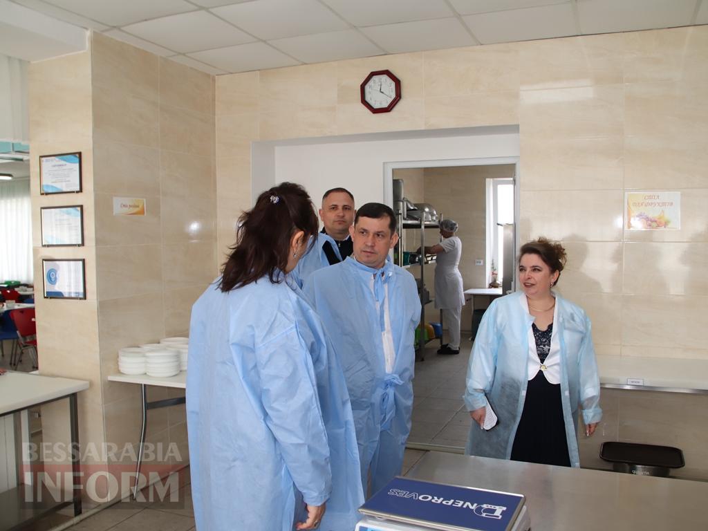 Освіта тримається на щоденній роботі: Лончак відвідав школи півдня Одещини та відкрив інклюзивний центр у Болграді