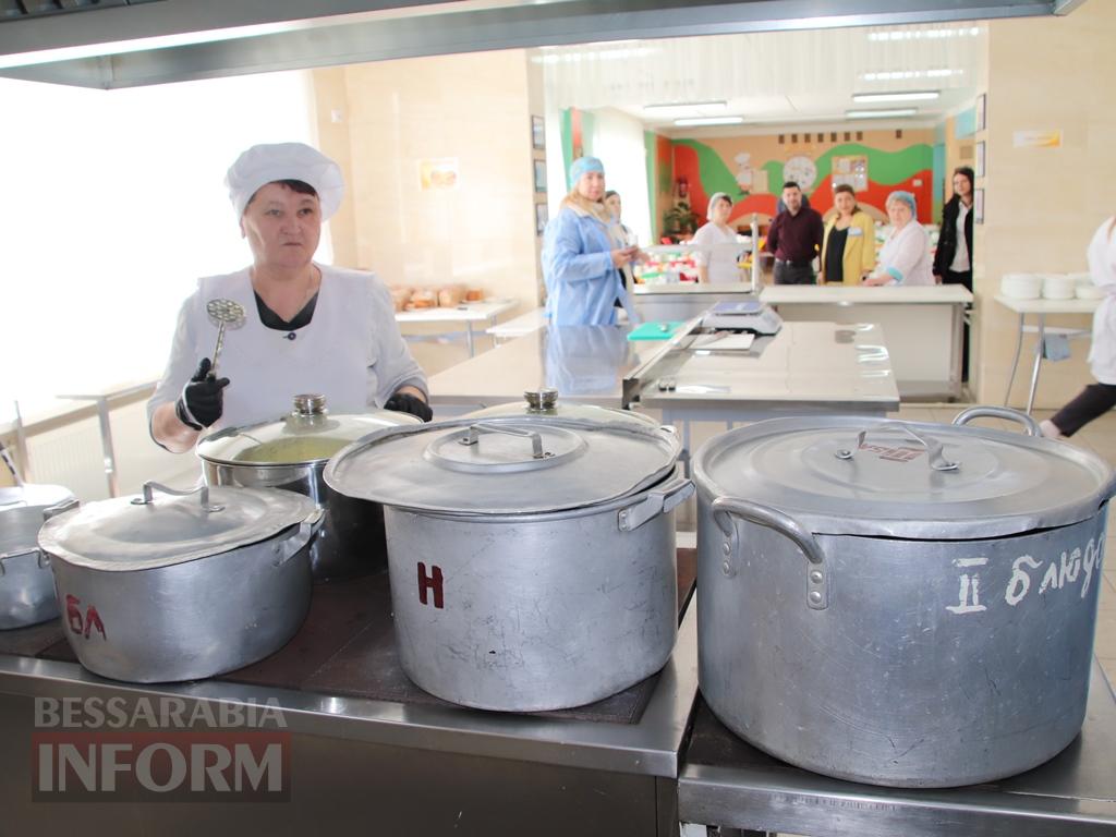 Освіта тримається на щоденній роботі: Лончак відвідав школи півдня Одещини та відкрив інклюзивний центр у Болграді