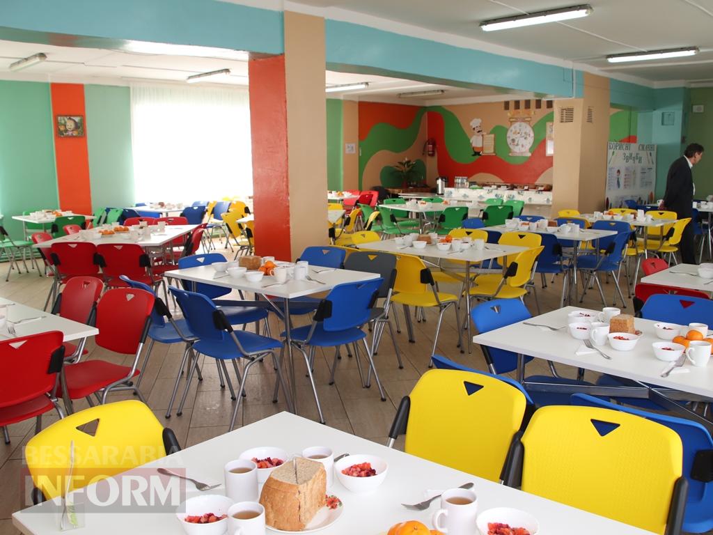 Освіта тримається на щоденній роботі: Лончак відвідав школи півдня Одещини та відкрив інклюзивний центр у Болграді