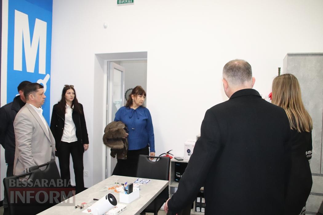 Освіта тримається на щоденній роботі: Лончак відвідав школи півдня Одещини та відкрив інклюзивний центр у Болграді