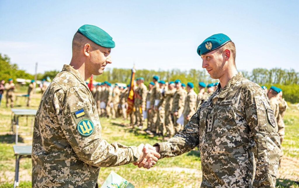 "Він вже був би у вищому керівництві ЗСУ": сім болючих спогадів про легендарного командира та Героя України з Аккермана Володимира Торшина