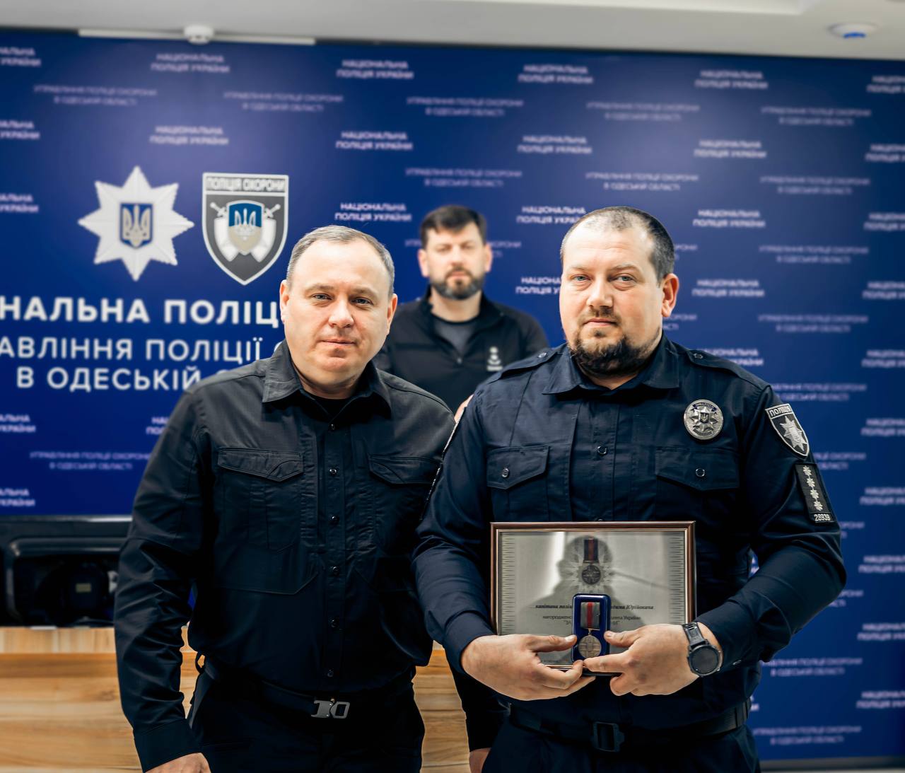 На Одещині ветеран, попри бойові поранення, продовжує службу в поліції охорони