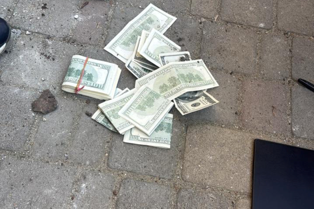 В Одесі викрили правоохоронця, який привласнював квартири померлих людей