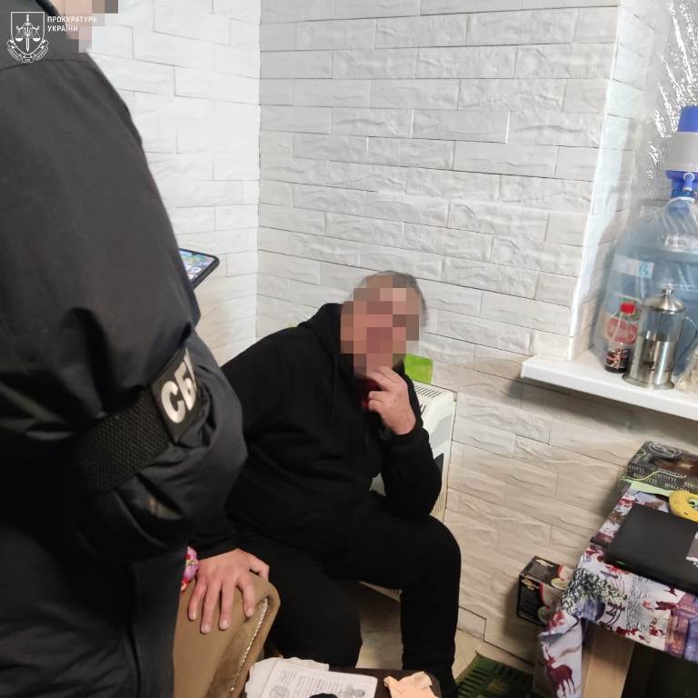 В Одесі викрито ще двох поплічників рф, які вихваляли дії країни-агресорки