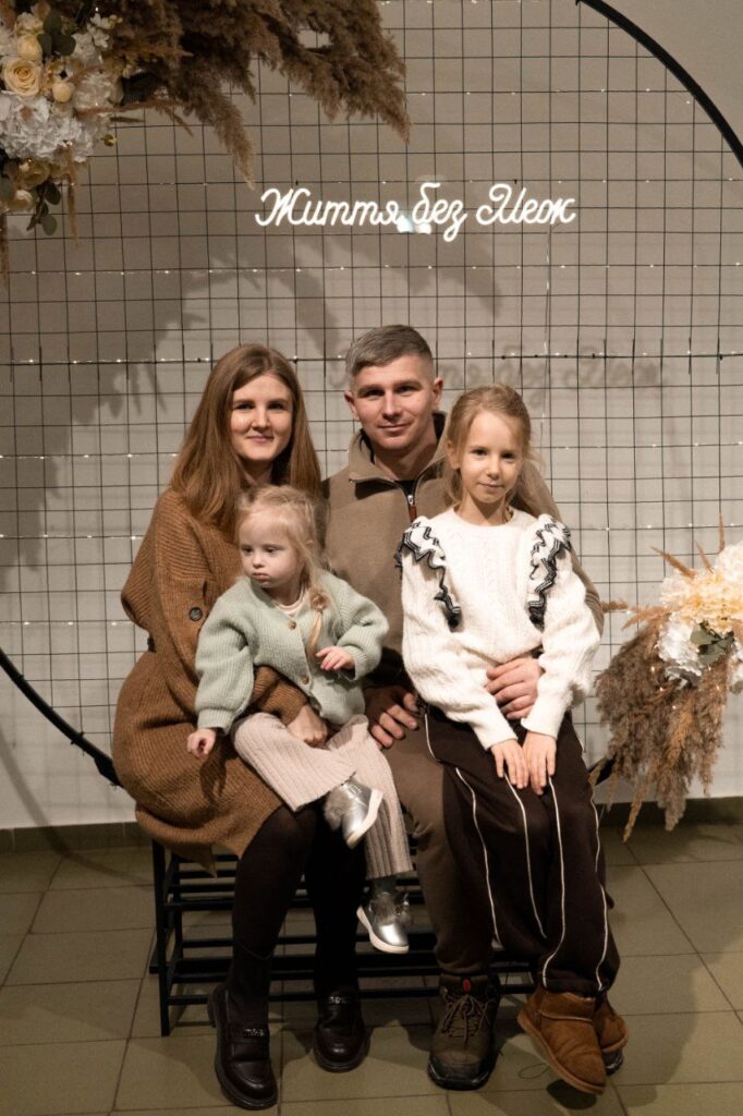 «Жити не буде»: як Олівія з Аккермана, яка народилася вагою 750 грамів, попри вирок лікарів, надихає допомагати іншим