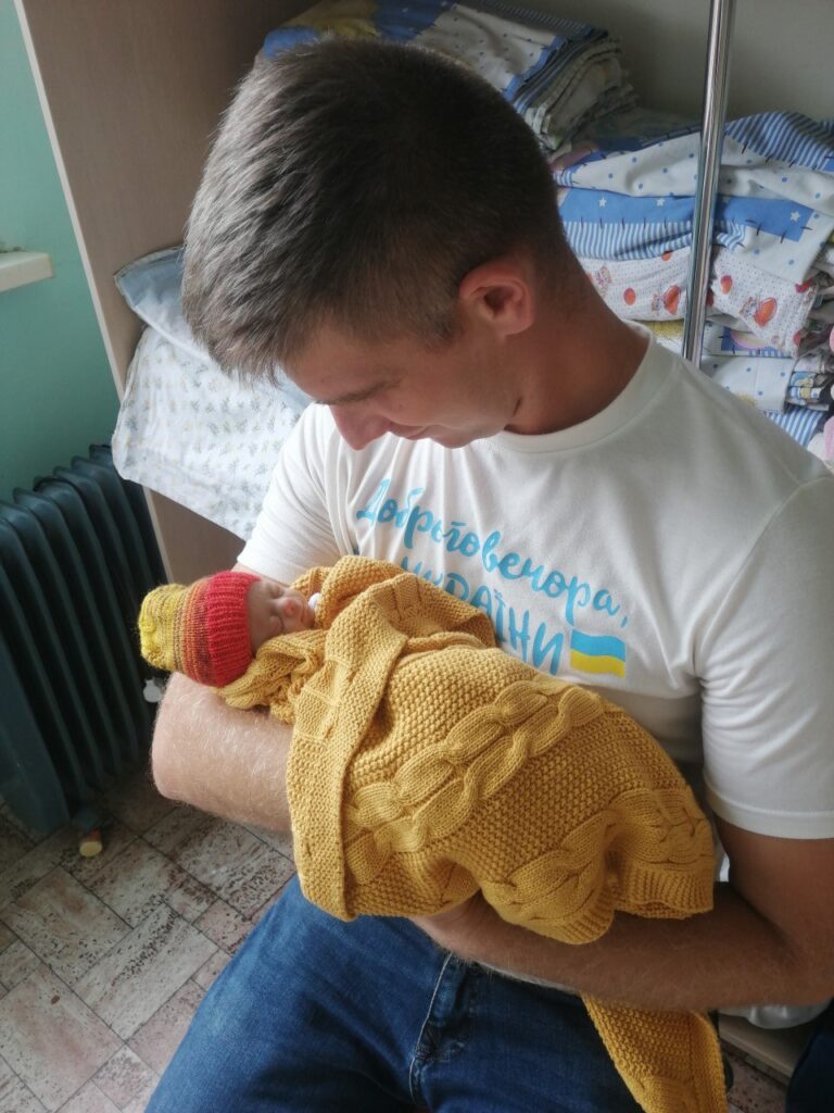 «Жити не буде»: як Олівія з Аккермана, яка народилася вагою 750 грамів, попри вирок лікарів, надихає допомагати іншим