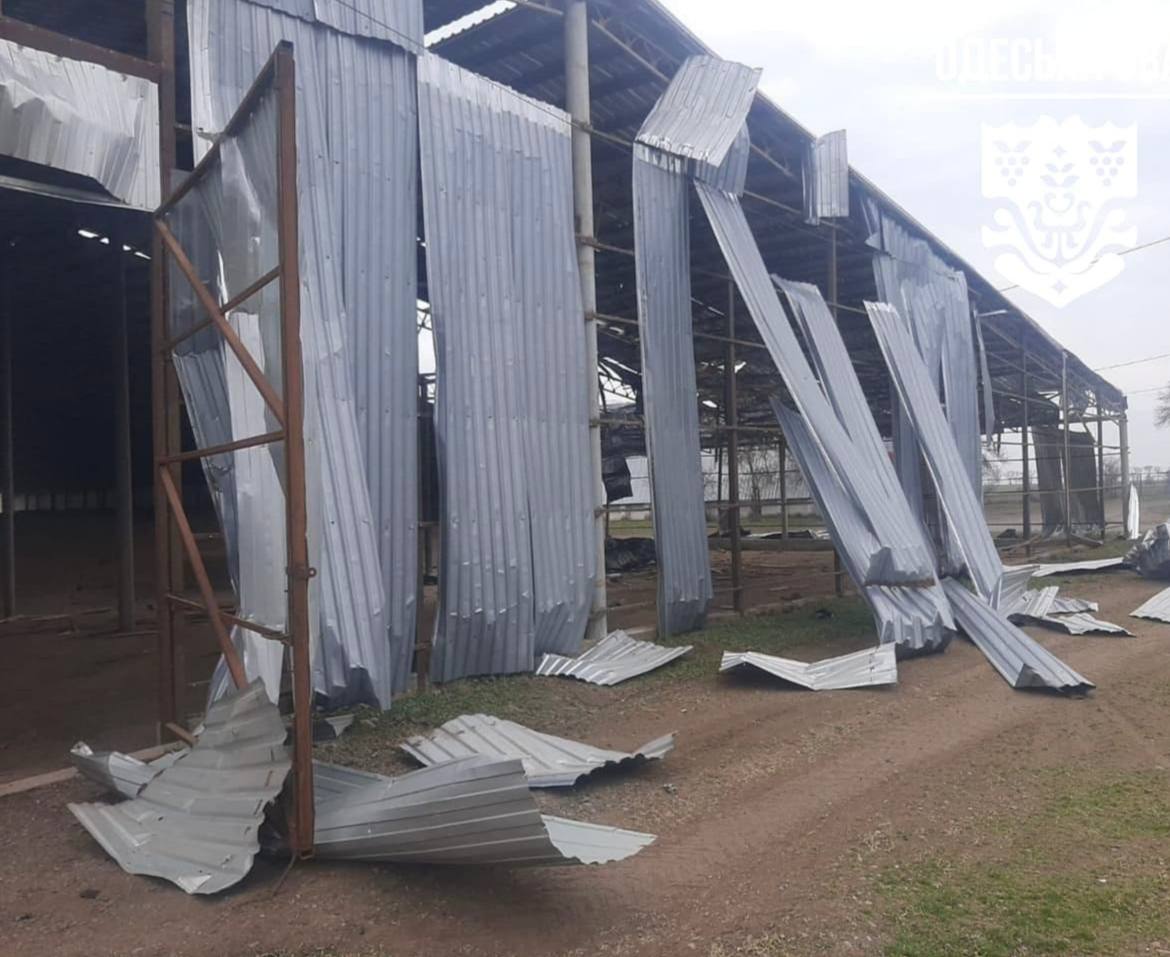 Вдень  ворог масовано атакував південь Одещини ударними безпілотниками