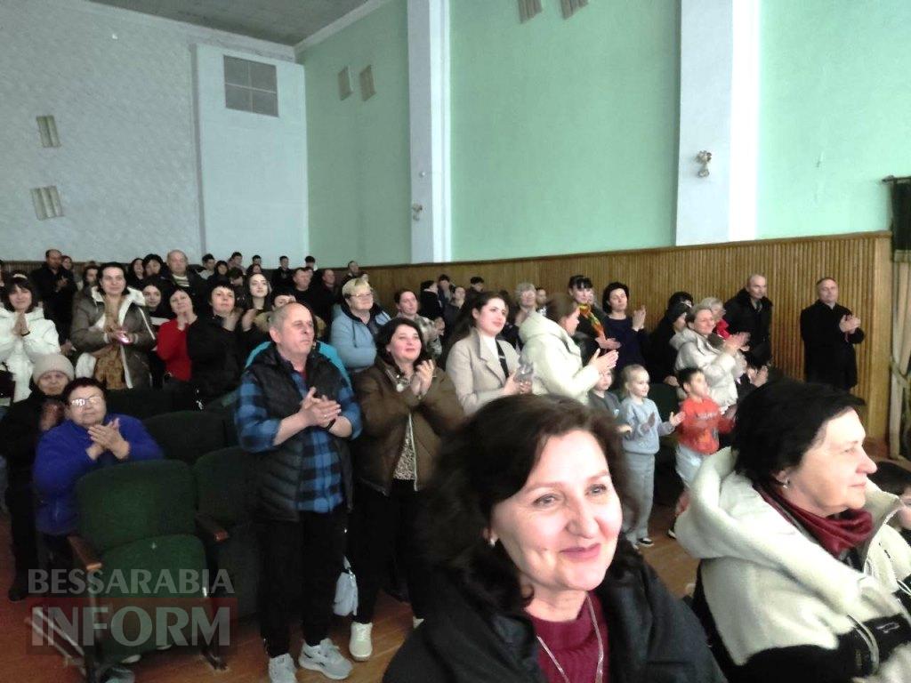 У Болграді відбулася прем’єра, яка змусила зал не дихати: «Чорна квітка» розквітла на сцені