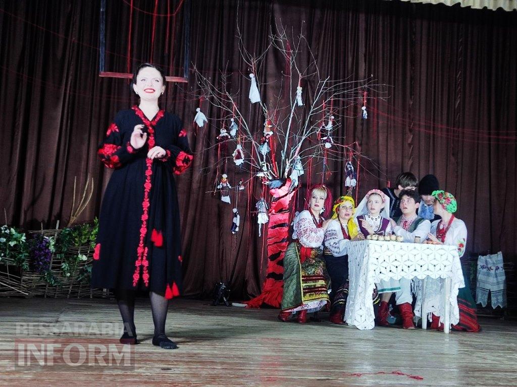 У Болграді відбулася прем’єра, яка змусила зал не дихати: «Чорна квітка» розквітла на сцені