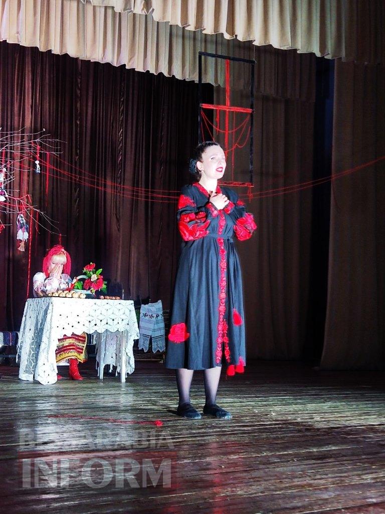 У Болграді відбулася прем’єра, яка змусила зал не дихати: «Чорна квітка» розквітла на сцені